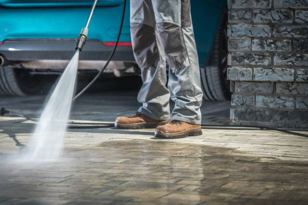 Best Pool Deck Cleaning  in Fall City, WA